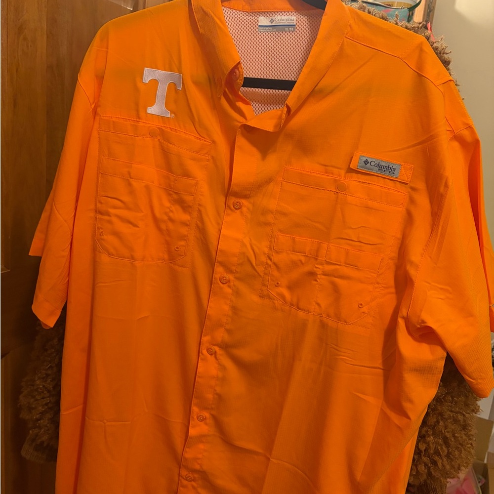 Columbia Men's  Orange University of Tennessee PFG Fishing Shirt